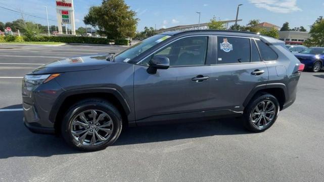 2022 toyota rav4 hybrid xle premium