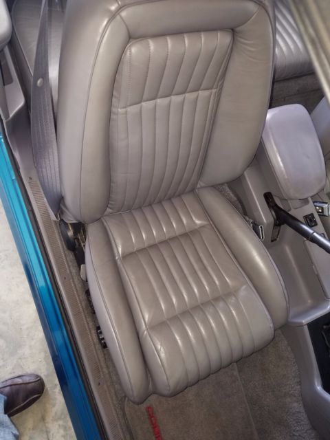 1993 ford mustang svt cobra hatchback 2-door 5.0l possible tradess