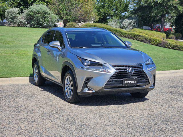 2021 lexus nx 300 base
