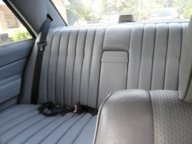 1988 mercedes 190e low miles "no reserve"