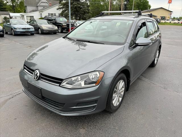 2016 volkswagen golf sportwagen tsi s 4-door
