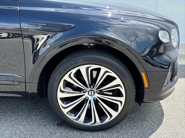 2022 bentley bentayga v8