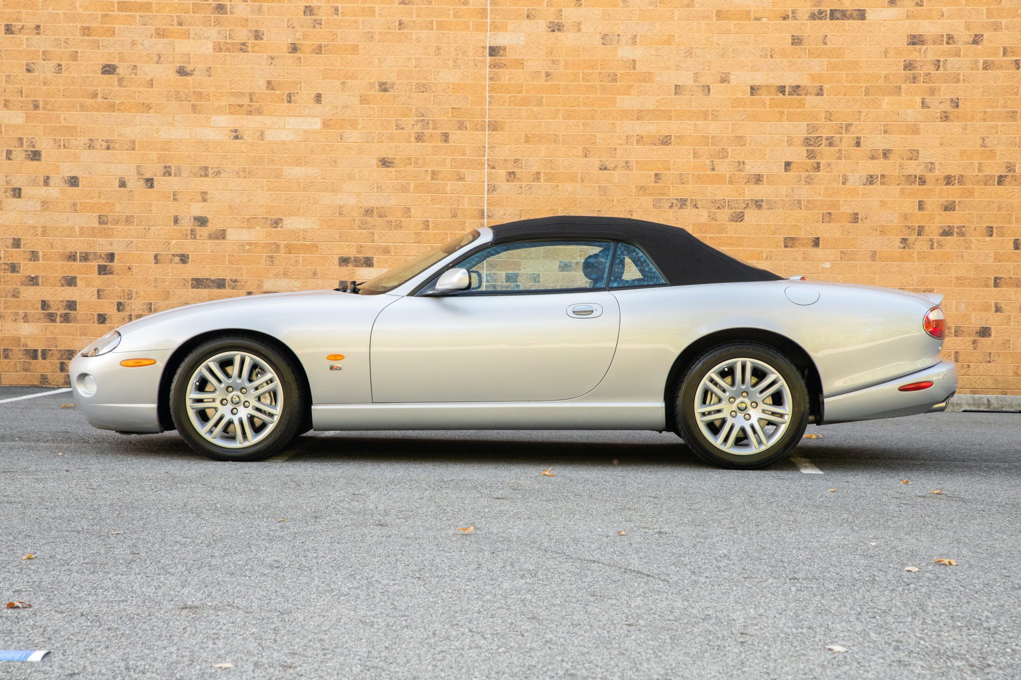 2005 jaguar xkr convertible