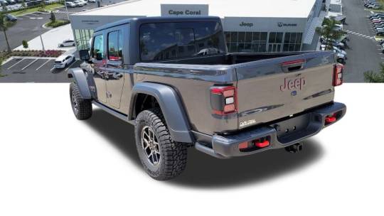 2024 Jeep Gladiator