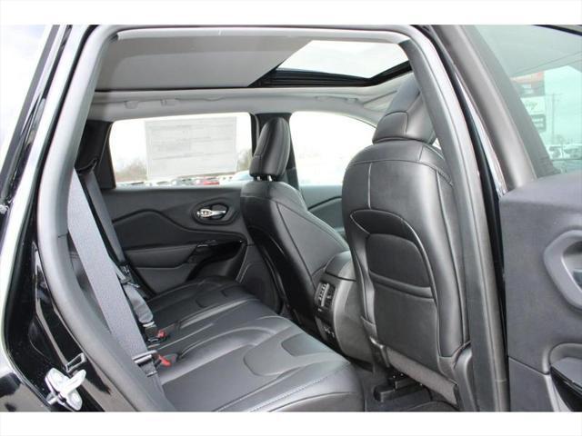 2023 jeep cherokee altitude