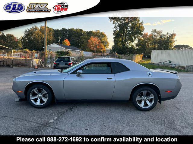 2016 dodge challenger sxt