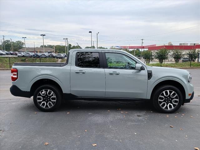 2023 ford maverick lariat