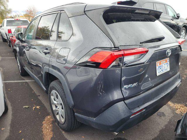 2021 toyota rav4 le