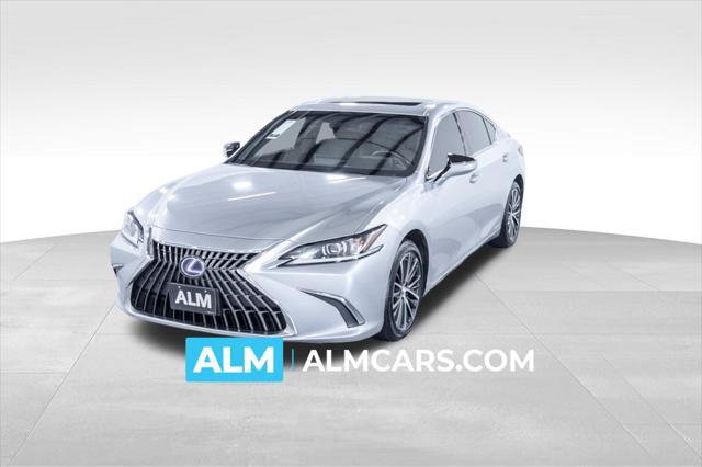 2022 lexus es 300h base