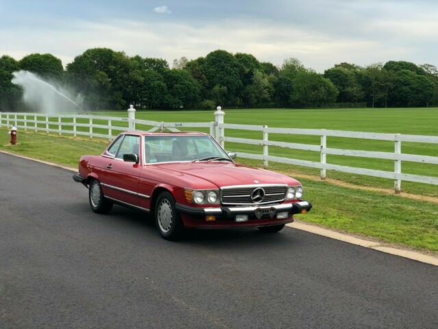 560sl w/ cold a/c and new soft top. international buyers welcome