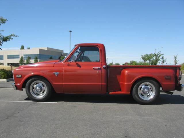 1968 chevy c-10 stepside shortbed 350 muncie 4 spd