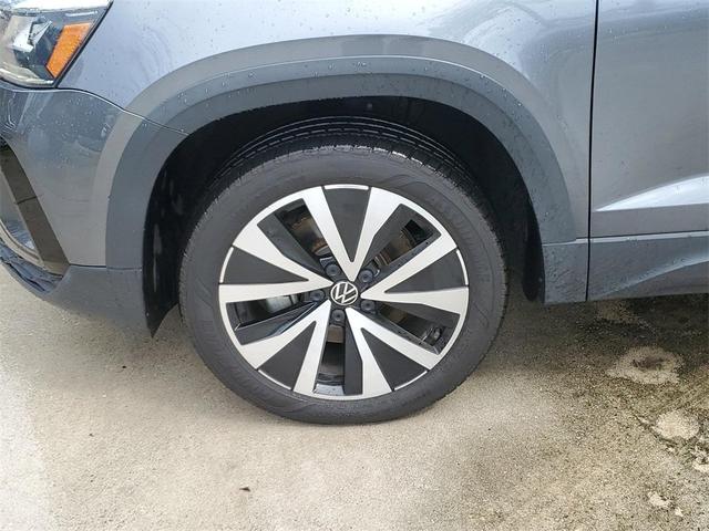 2022 volkswagen taos 1.5t se