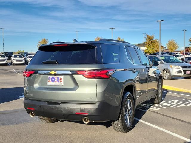 2023 chevrolet traverse lt cloth