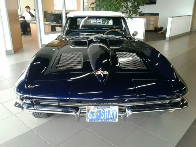 1963 chevrolet corvette sting ray convertible - restored condition - low miles