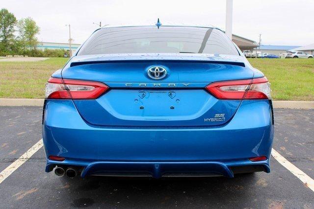 2019 toyota camry hybrid