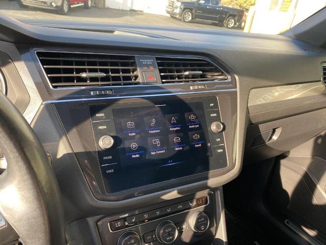 2021 volkswagen tiguan 2.0t se r-line black