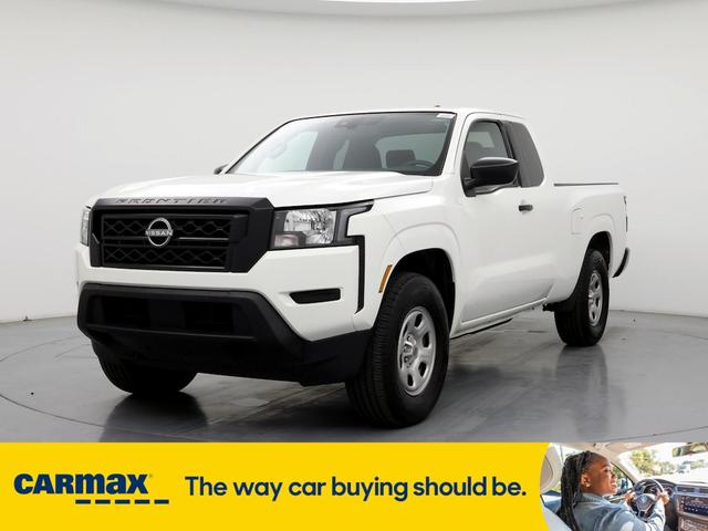 2022 nissan frontier s
