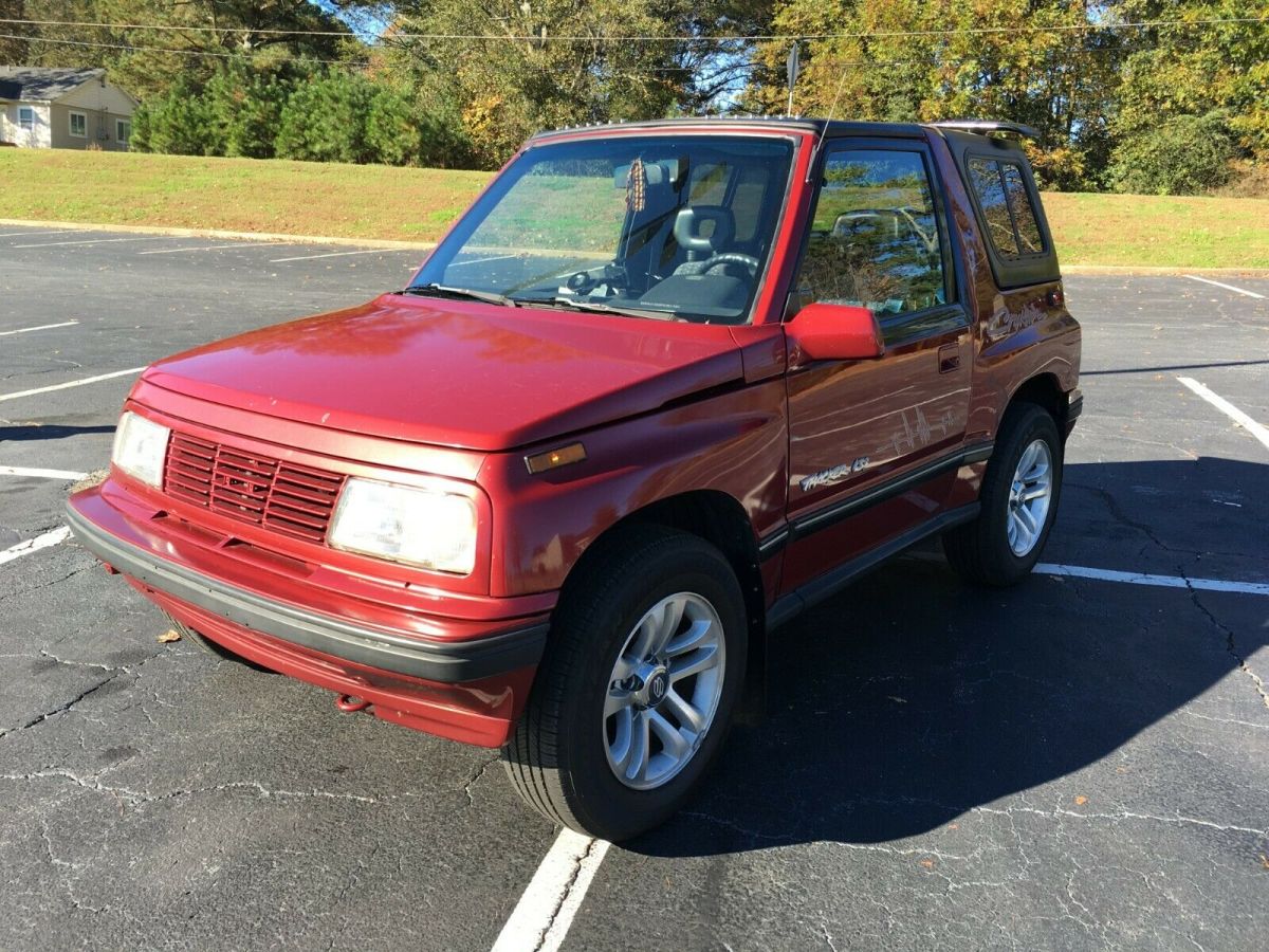 1993 geo tracker lsi 4x4 with 163k miles. clean car, clean title