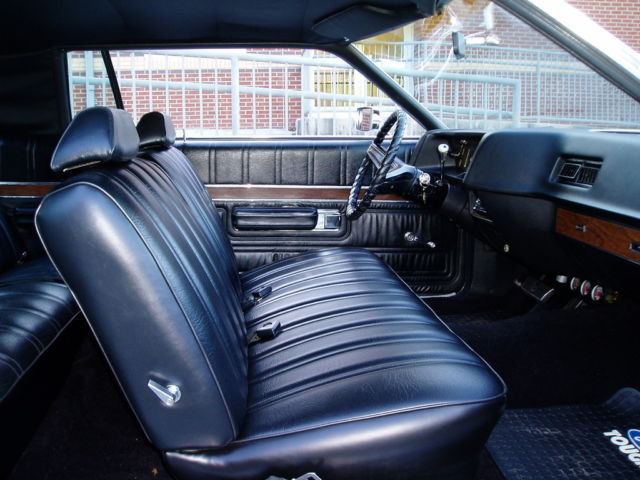 1972 ford ltd ... 1 owner with 45k miles .. awesome car