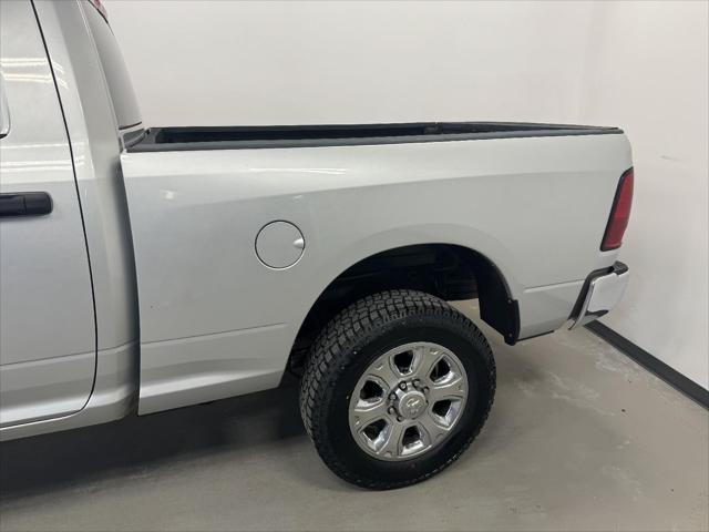 2017 ram 2500 tradesman crew cab 4x4 6'4' box