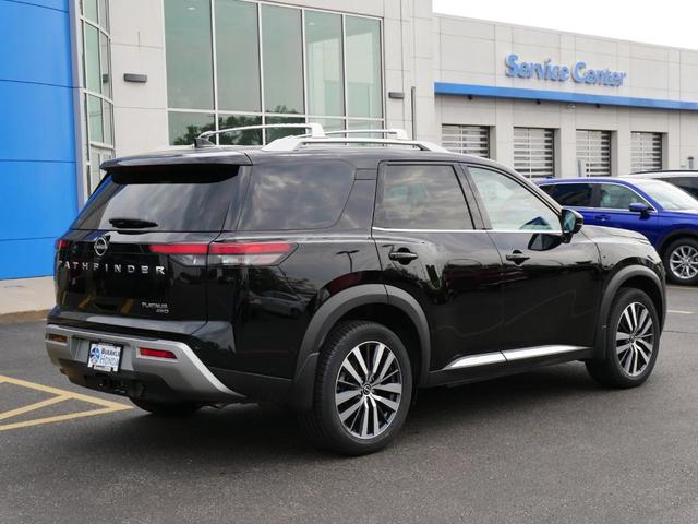 2022 nissan pathfinder platinum