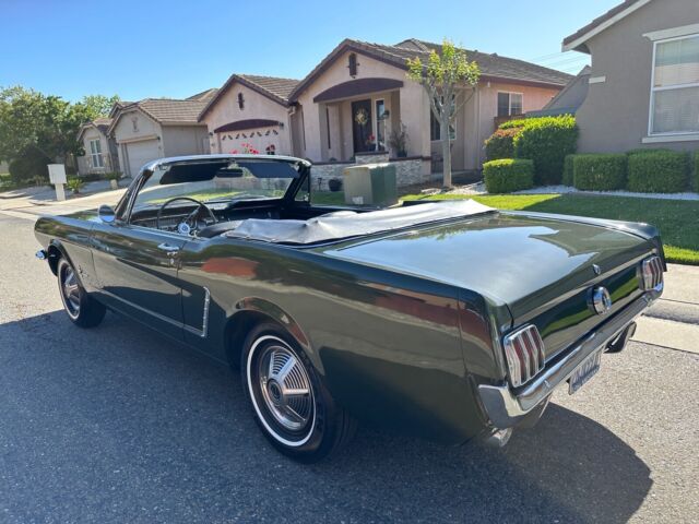 1965 ford mustang convertible green rwd manual