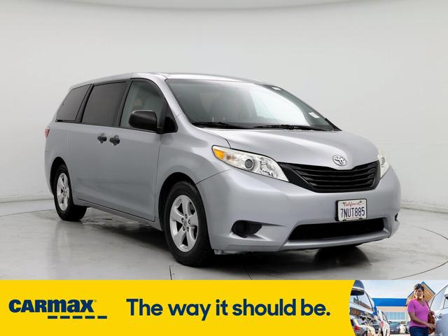 2015 toyota sienna l