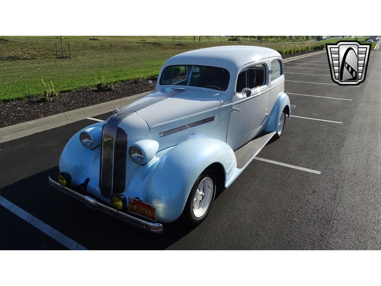 1935 pontiac coupe