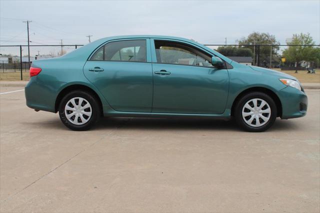 2010 toyota corolla le
