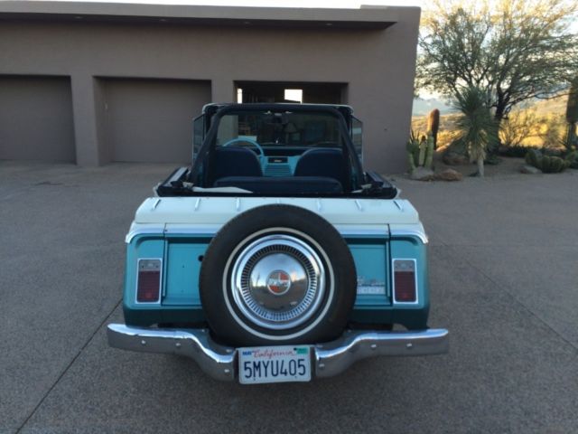 teal / white jeep jeepster with 97,131 miles available now!
