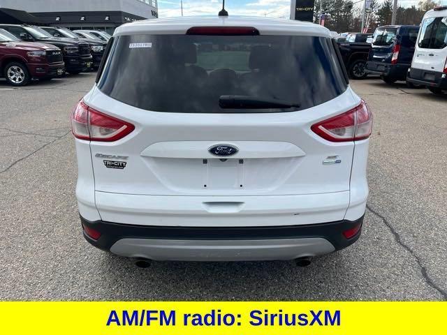 2016 ford escape se