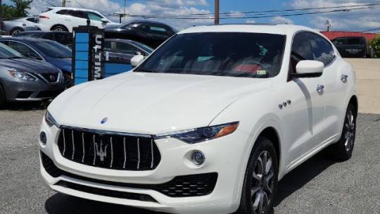 2021 maserati levante base