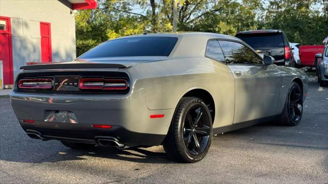 2017 dodge challenger r/t