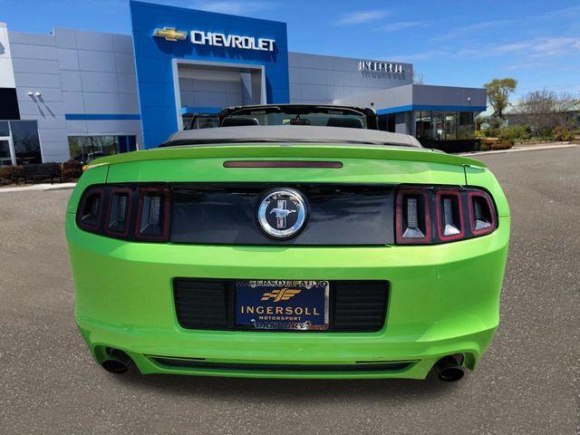 2013 ford mustang v6 premium