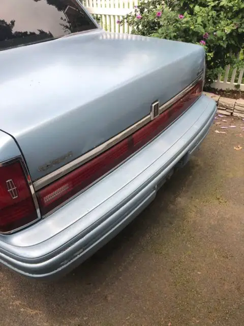 1992 lincoln town car