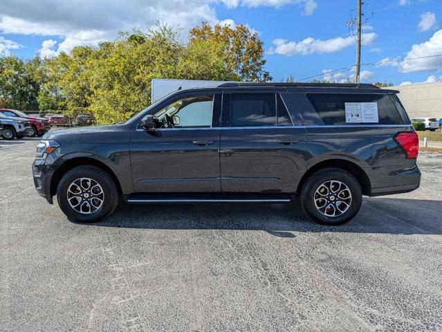 2022 ford expedition max xlt