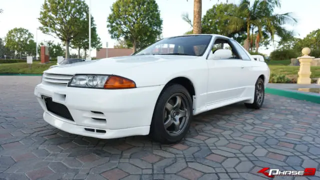 1990 nissan skyline r32 gt-r [crystal white, very low miles, 1 owner]!