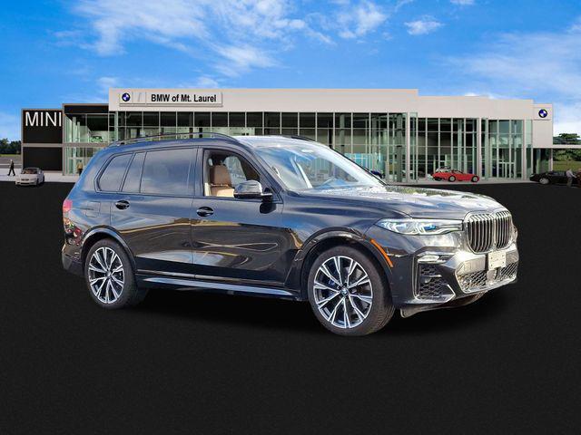 2022 bmw x7 m50i