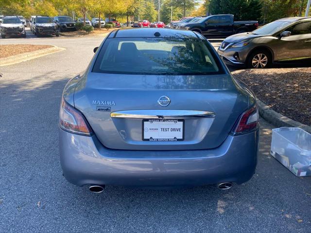2012 nissan maxima sv