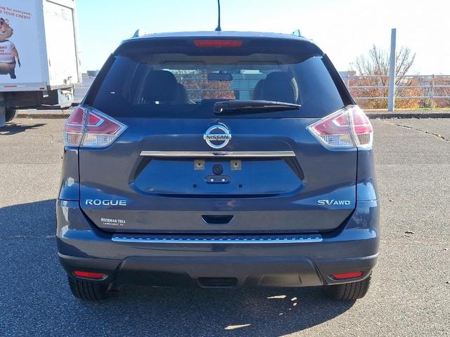 2015 nissan rogue sv