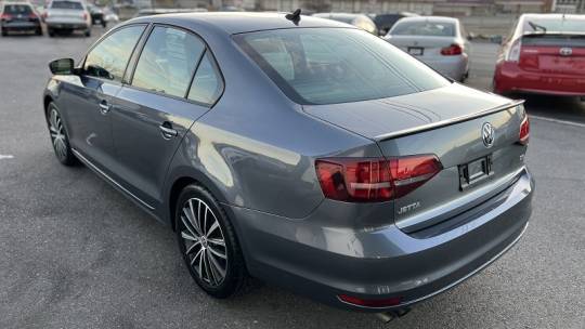 2016 Volkswagen Jetta