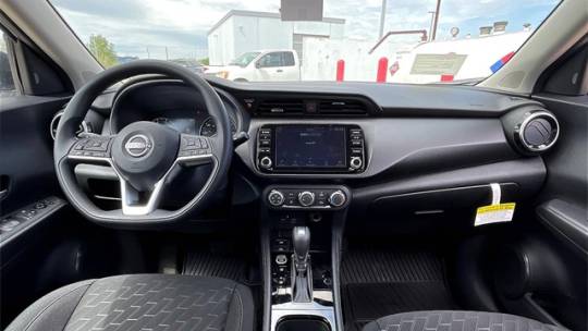 2024 Nissan Kicks
