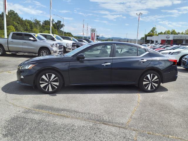 2022 nissan altima 2.5 sv