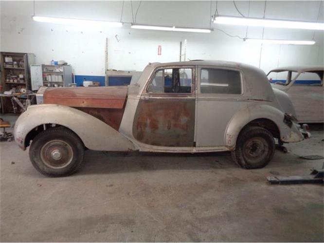 1955 rolls-royce silver dawn in fort lauderdale, florida