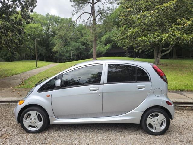 2012 mitsubishi i-miev se 4dr hatchback