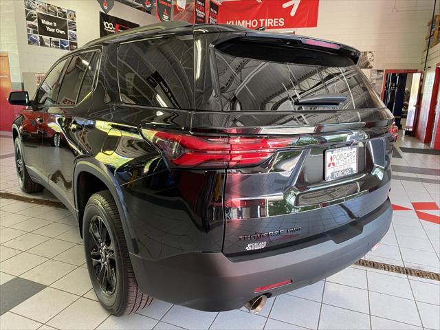 2023 chevrolet traverse lt cloth