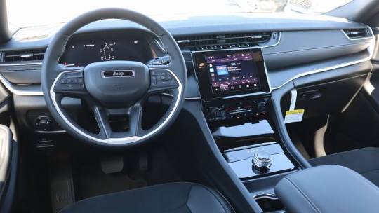 2025 Jeep Grand Cherokee