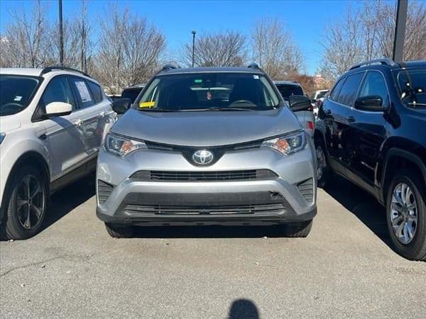 2018 toyota rav4 in chicago, illinois