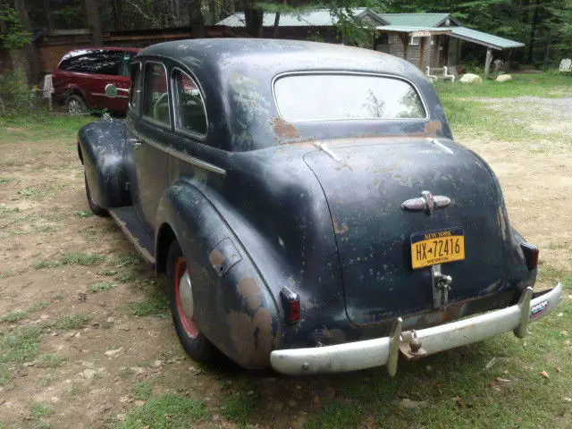 1940 buick special, original suvivor, runs like a top. engine replaced in 1953