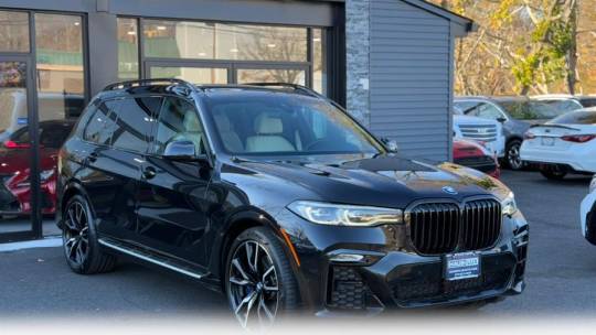 2021 BMW X7